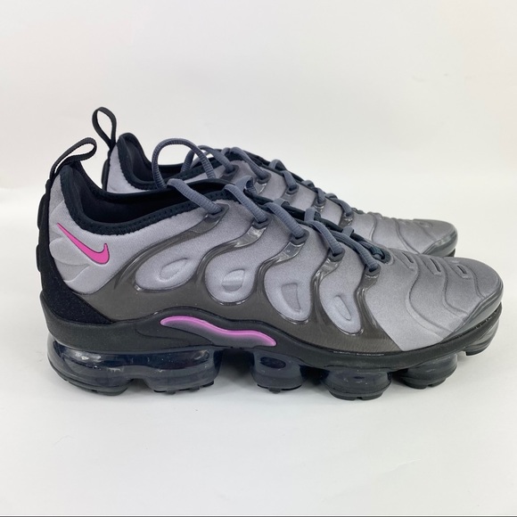nike air vapormax plus atmosphere grey